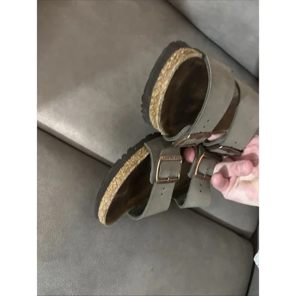 GUC WOMEN’S BIRKENSTOCK ARIZONA SANDALS SIZE 38 EU GRAY/GREEN - Picture 8 of 10